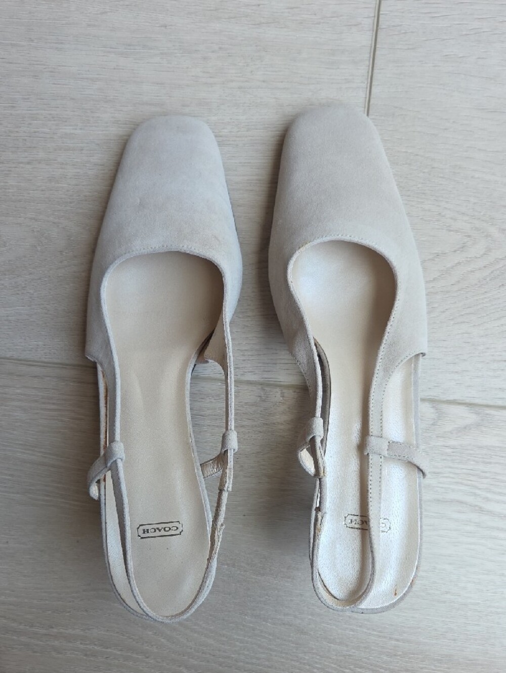 New {Coach} Beige Suede Slingback Heels Size 8 - Picture 4 of 9